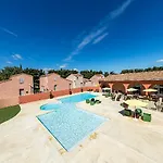 홀리데이파크 Terres De France - Le Domaine De Bacchus Saint-Christol (Herault)