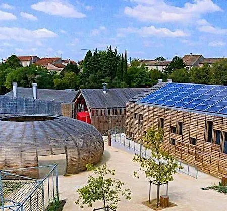 Holiday park Terres De France - Le Domaine De Bacchus 3*