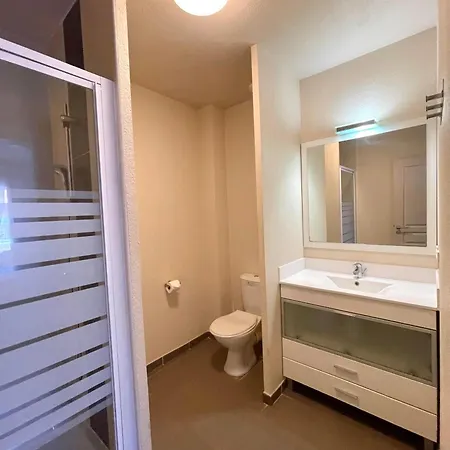 Terres De France - Le Domaine De Bacchus Tatil parkı