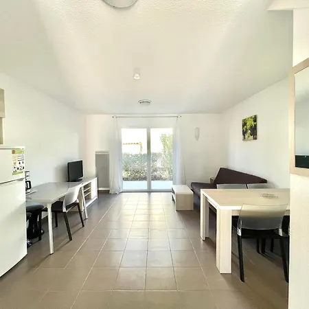 Terres De France - Le Domaine De Bacchus 3* Saint-Christol