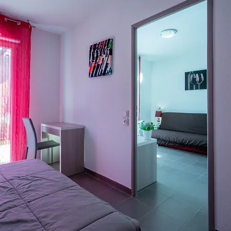 Terres De France - Le Domaine De Bacchus Tatil parkı 3*