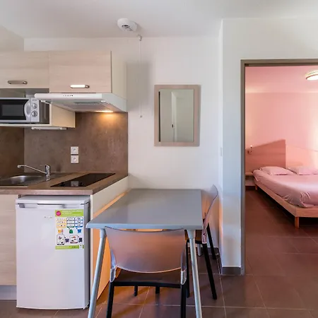 Tatil parkı Terres De France - Le Domaine De Bacchus 3*