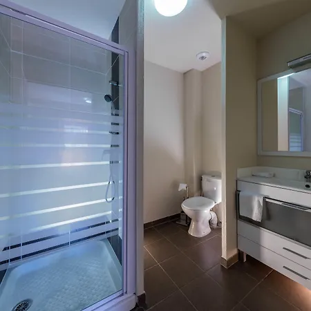 Terres De France - Le Domaine De Bacchus 3* Saint-Christol