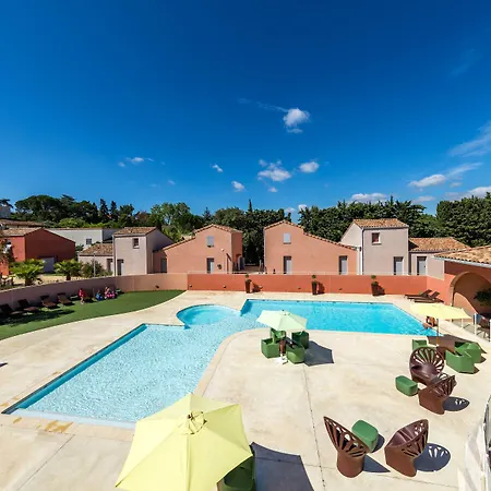 Terres De France - Le Domaine De Bacchus Tatil parkı