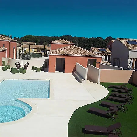 Terres De France - Le Domaine De Bacchus Holiday park
