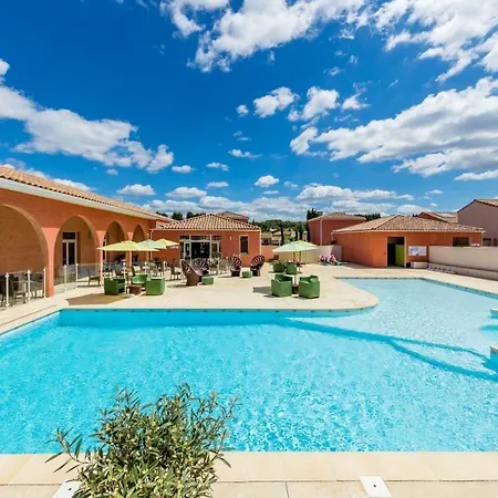 Terres De France - Le Domaine De Bacchus Holiday park 3*