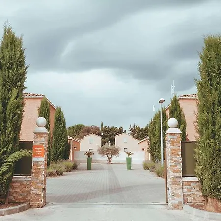 Terres De France - Le Domaine De Bacchus 3* Saint-Christol
