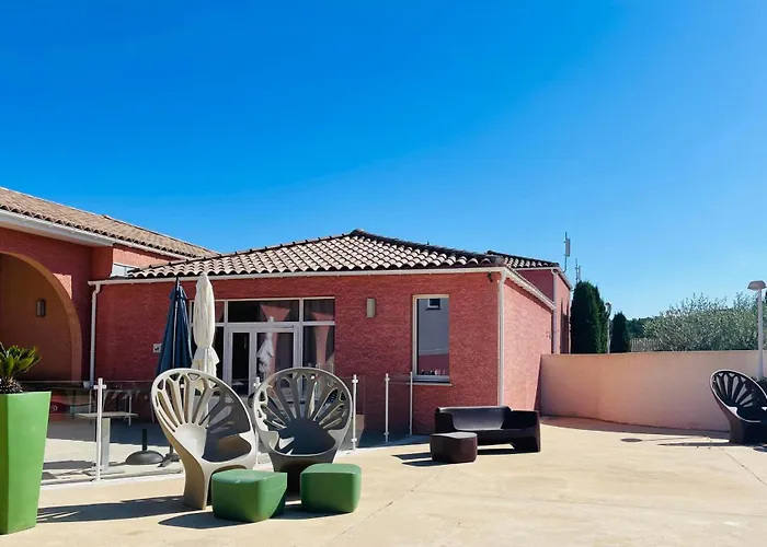 Terres De France - Le Domaine De Bacchus Ferienpark 3*