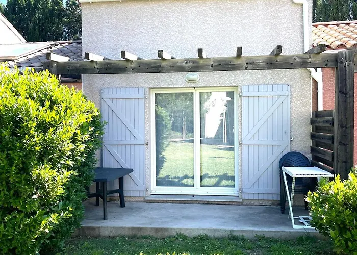 Terres De France - Le Domaine De Bacchus Saint-Christol (Herault)