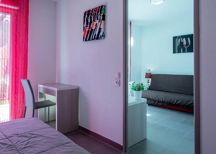 Terres De France - Le Domaine De Bacchus Ferienpark 3*