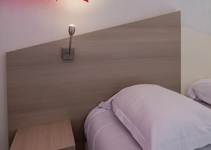 Terres De France - Le Domaine De Bacchus 3*