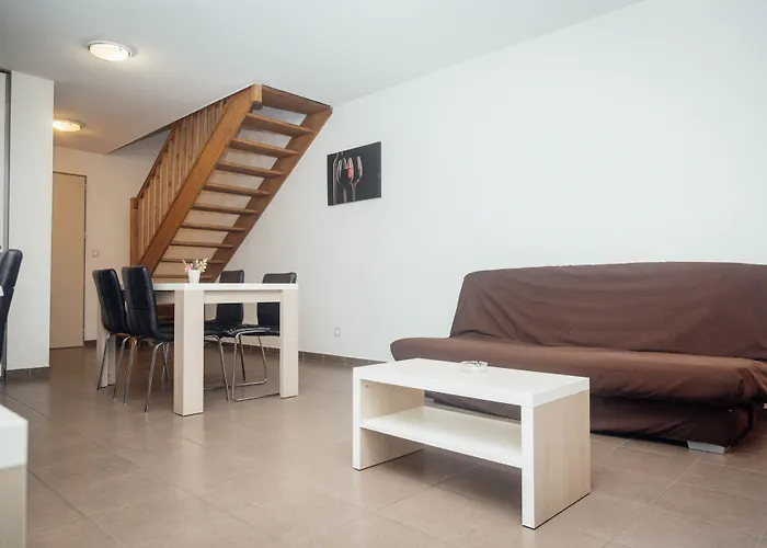 Terres De France - Le Domaine De Bacchus 3*