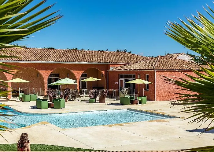 Terres De France - Le Domaine De Bacchus Saint-Christol (Herault)